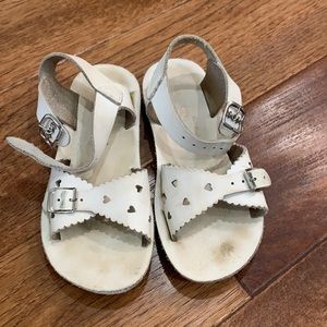 Girls leather sandals